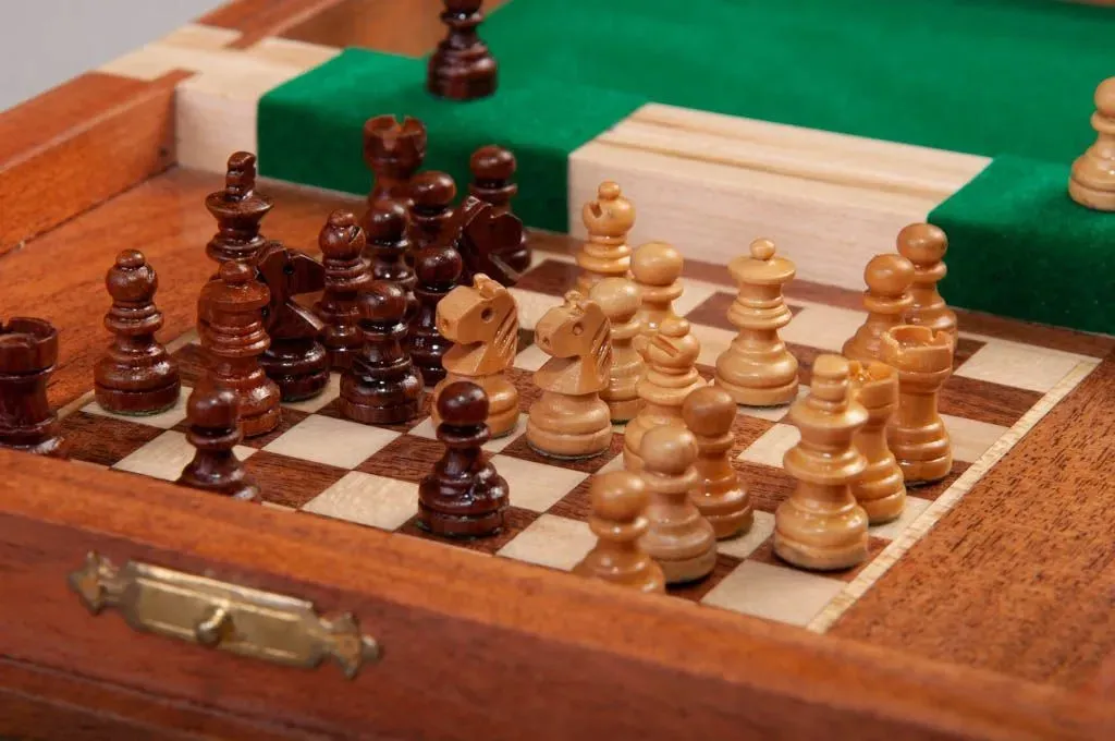 BOOK - WOODEN MAGNETIC Travel Chess Set - SMALL