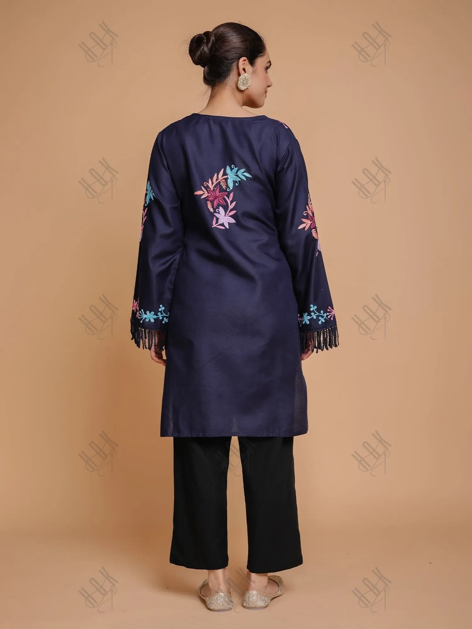 Gargi in Falak Kashmiri Long Kurta - Blue