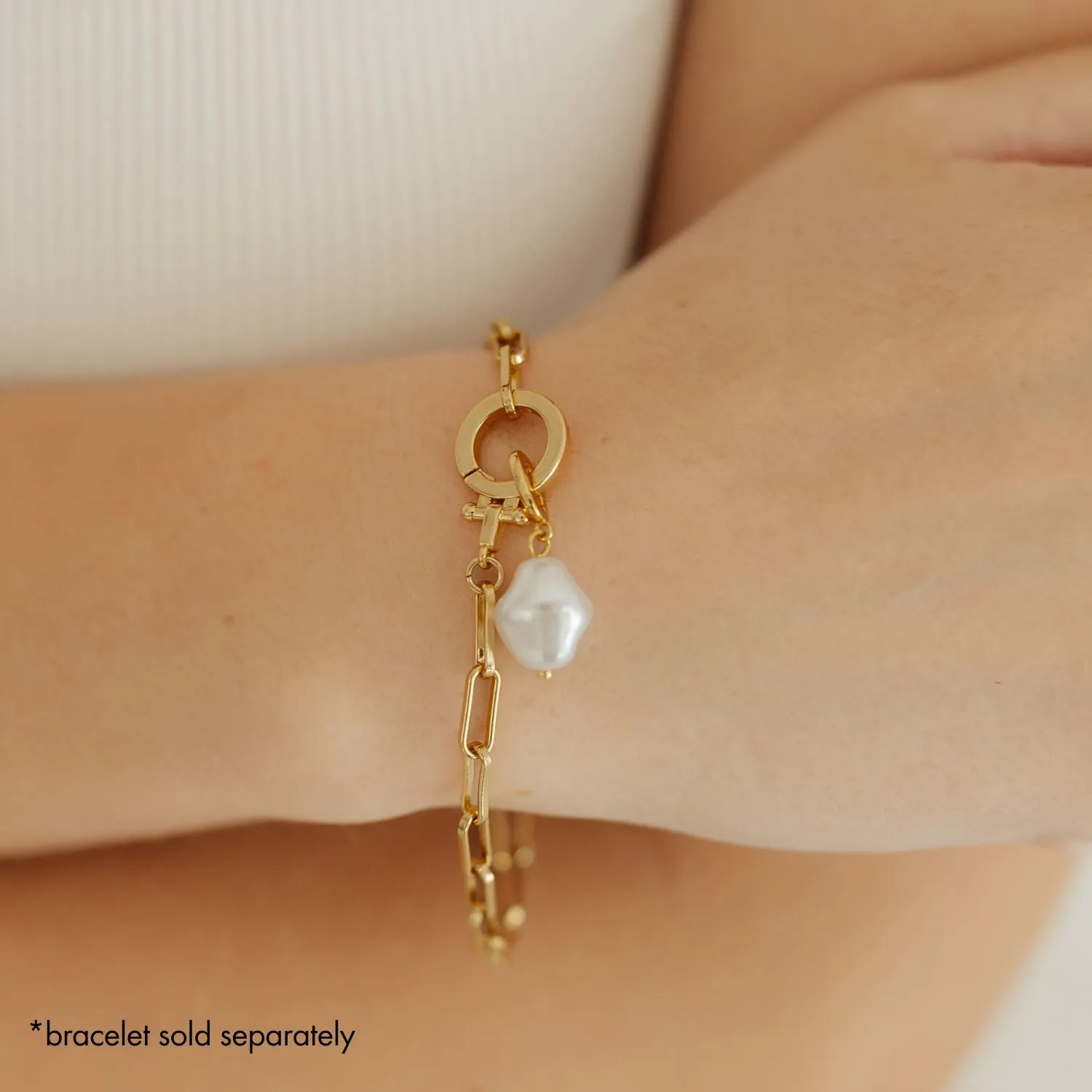 Pearl Charm (Gold)