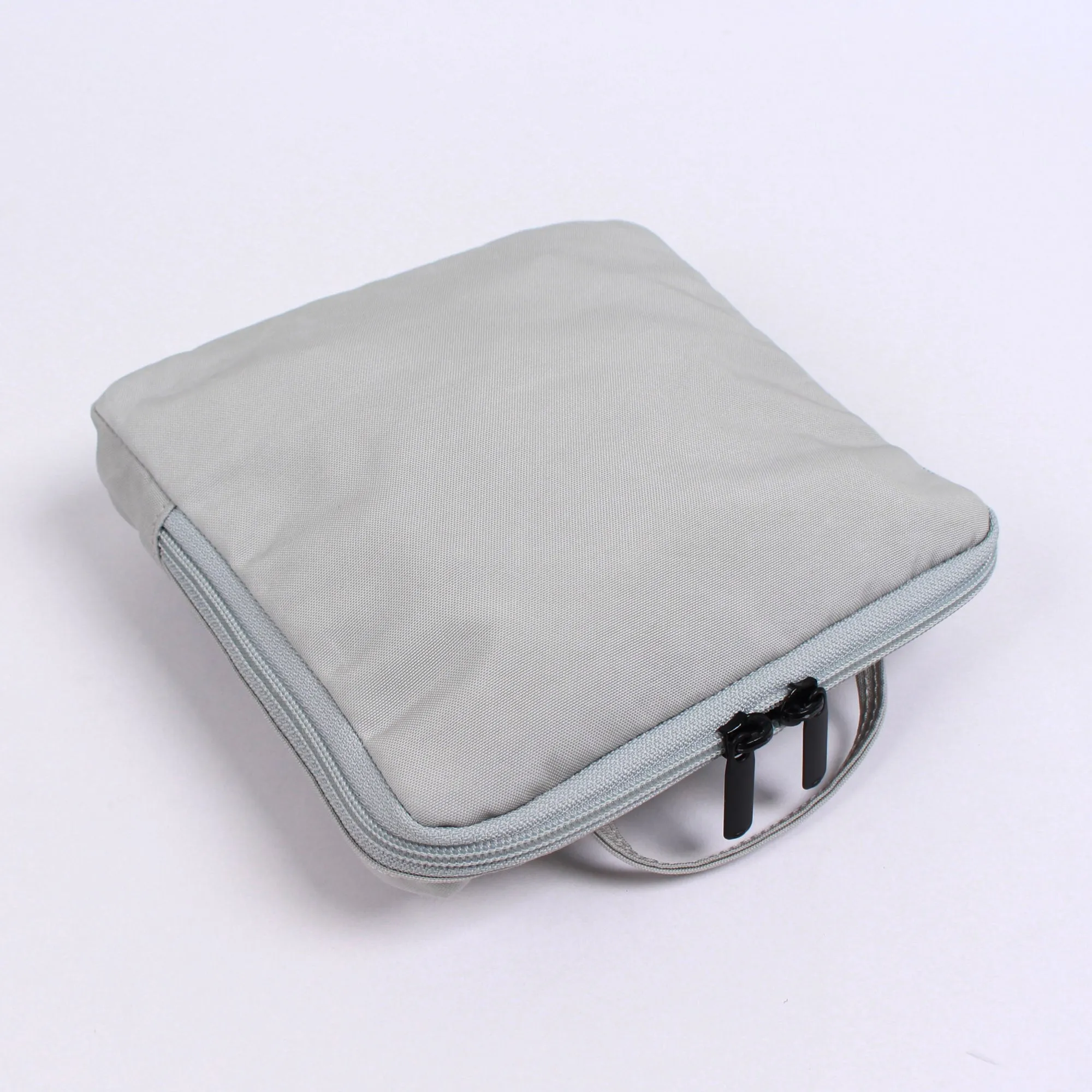 tote bag / packable / gray