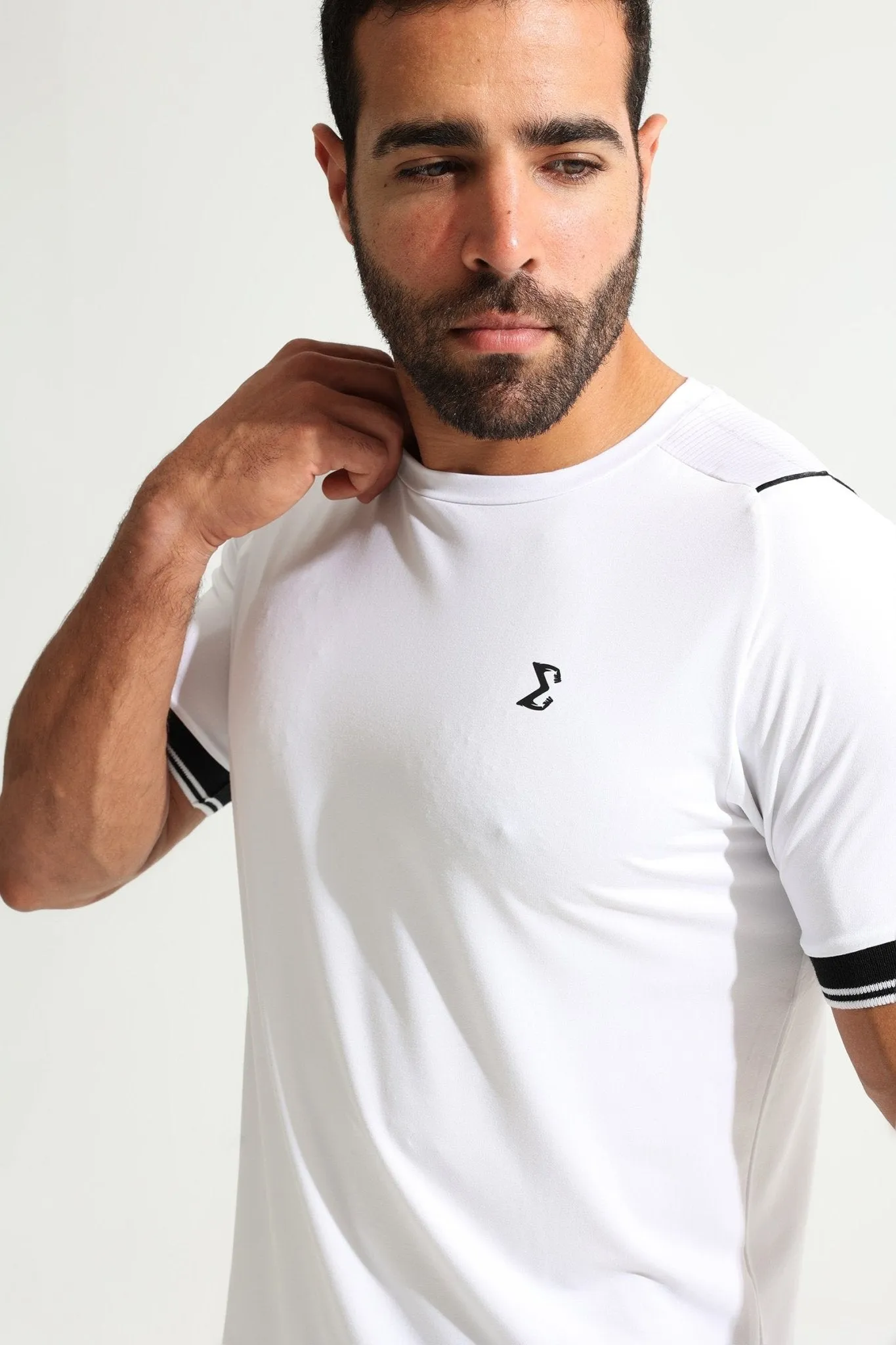 White REG-FIT T